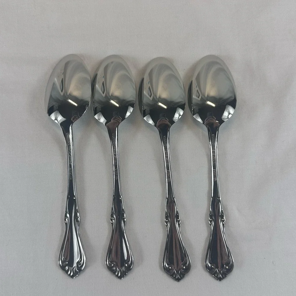LOT‎ OF 4 WM. A. ROGERS ONEIDA STAINLESS *SUTTON PLACE*  Teaspoons Excellent